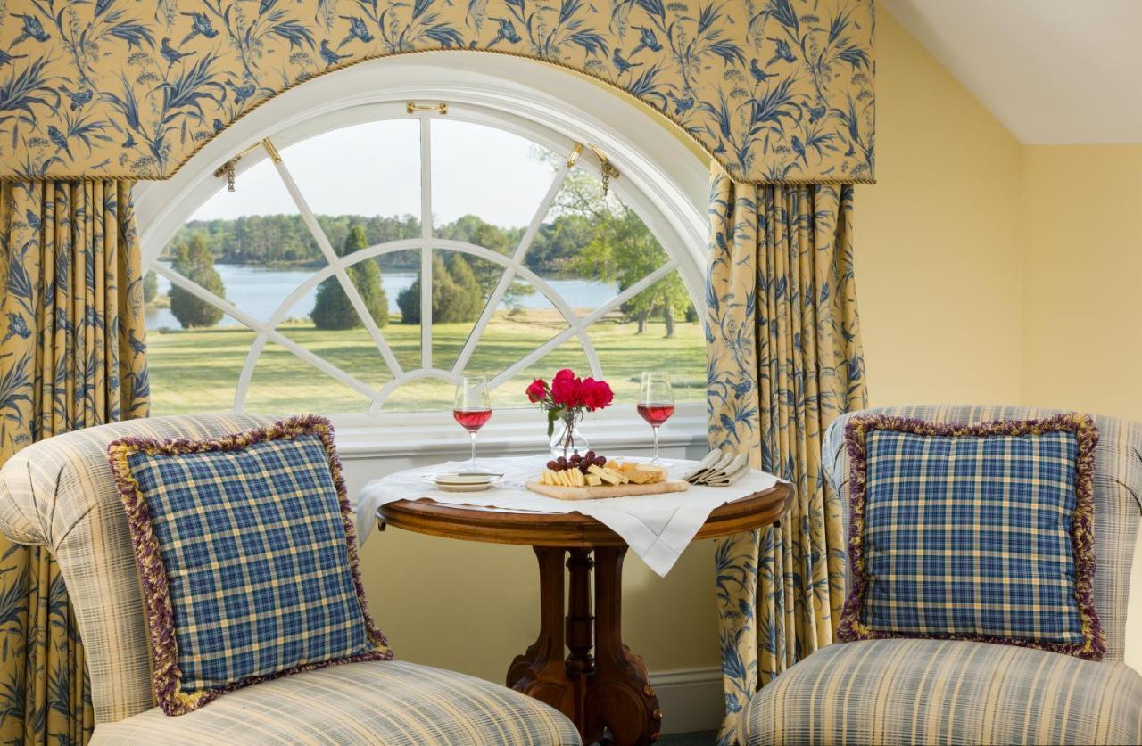 Inn At Warner Hall Gloucester Exteriér fotografie